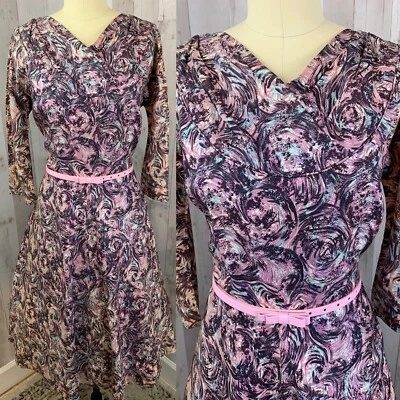 1940s Vintage Aline Party Dress~Purple/Pink Brocade Pinup Rockabilly WWII Sml - Image 1 of 4