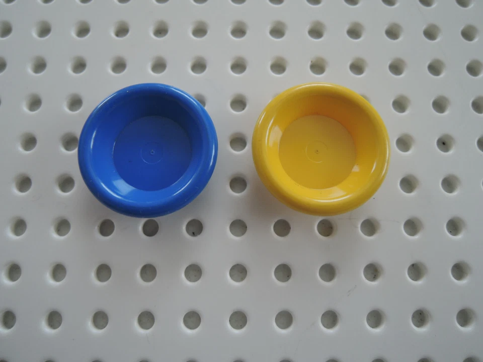 Lego 2 x Belville Teller Schüssel 6256 3x3  gelb + blau - Bild 1 von 1