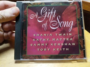A Gift of Song CD Christmas Shania Twain, Kathy Mattea, Sammy Kershaw, more - Picture 1 of 5