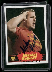 Autografo NIKOLAI VOLKOFF 2012 Topps Heritage WWE di persona su carta #94 - Foto 1 di 2
