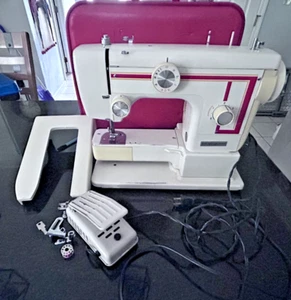 De colección Janome Nuevo Hogar Máquina de Coser 791 FA Pedal Soporte Estuche de Transporte - Imagen 1 de 15