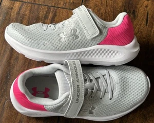 Zapatos Under Armour Pursuit 3 3025012-100 para niñas talla 2,5 años NUEVO - Imagen 1 de 9