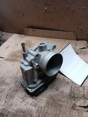 Conjunto de carrocería/válvula del acelerador NISSAN NV 200 13 14 15 16 17 18 19 20 21 Foto 1 de 4