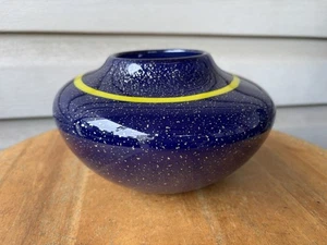 Dunkelblaue Goldflecken Nachthimmel mundgeblasene Studio Kunst Glas Vase 7" signiert - Bild 1 von 17