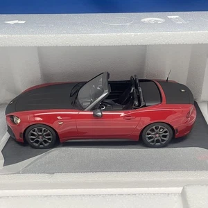 TopSpeed 1/18 Abarth 124 Spider rot Heritage Look Modellauto unbenutzt Japan - Bild 1 von 16