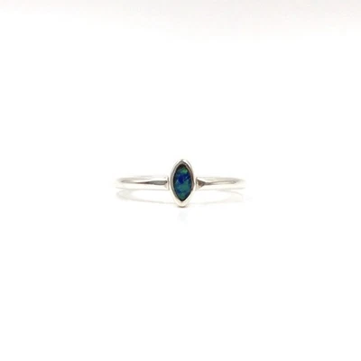 anello minimalista da donna in argento 925 opale australiano gioiello... - Immagine 1 di 4