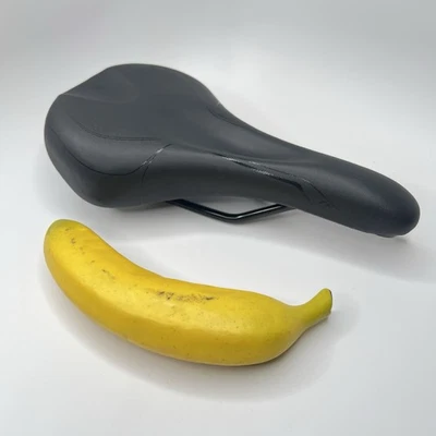 Bontrager 自行车鞍座黑色人体工学座椅公路山地车轻便原始设备制造商 519103 — 第 1/4 张图片