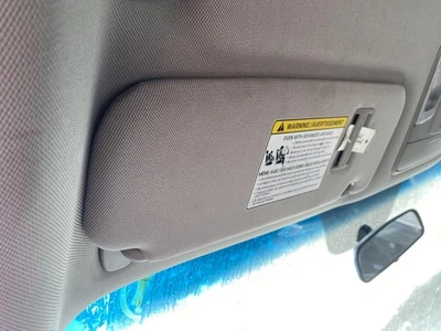 Used Left Sun Visor fits: 2016 Kia Sedona w/o sunroof Left Grade A Foto 1 de 4