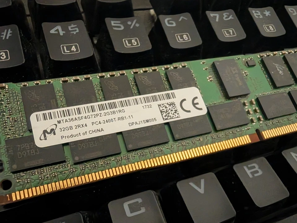 Micron 32Gb 2rx4 Pc4-2400t  Ddr4 Server RAM Module  MTA36ASF4G72PZ-2G3B1 - Image 1 of 1