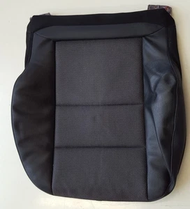 Bezug Rücken Sitz vorne mit Sitzheizung Leder / Stoff 9F51 Schwarz Mercedes W204 - Bild 1 von 7