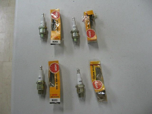 Bujías Kawasaki A1 250cc A7 350cc 4 NGK BUHX 1969-71, e10 Foto 1 de 1