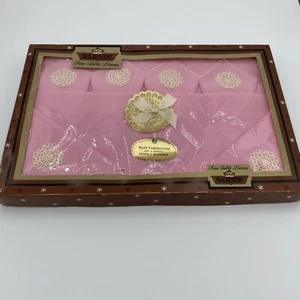 Vintage Majestic Creations Servietten Tischdecke rosa NEU Made in USA 52x70 Set - Bild 1 von 9