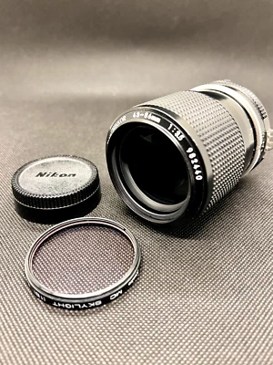 Nikon 43-86mm f/3.5 Zoom Nikkor Manual Focus AI Lens From Japan - Image 1 of 4