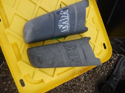 Skidoo 5500 1983 BLIZZARD MX moto de nieve piezas: ambos suspensión trasera CUBIERTAS DE CHOQUE Foto 1 de 2