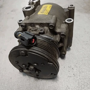 Compresseur de climatisation FORD FIESTA (CB1) 1.2 16V (44Kw) Ber. 79048f - Picture 1 of 4