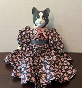 Vintage Wangs 1991 Anthropomorphic Kitty Cat Doll Sculpture 14” Figurine Plush - Picture 1 of 9
