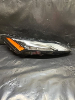 Luz antiniebla LED DRL 2020 2021 2022 lado del pasajero delantero derecho OEM RH Foto 1 de 4