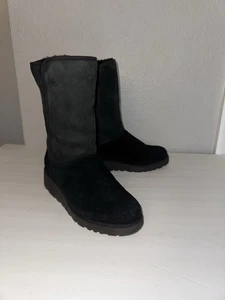 UGG Amie klassische halbhohe schwarze Damenstiefel Größe 7,5 - Bild 1 von 10