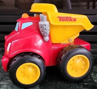 Tonka CHUCK MY TALKING DUMP TRUCK 08" Voice Activated Moves Rumbles Working EUC  - Image 1 of 4