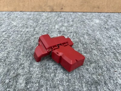 INFINITI Q50 Q60 2014-2022 OEM POSITIVE BATTERY CABLE TERMINAL COVER CAP LID 62K - Image 1 of 4