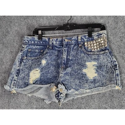 Pantalones Cortos de Denim Forever 21 Tachonados Envejecidos Lavado Ácido Junior Mujeres Talla 29 Deshilachados Foto 1 de 4