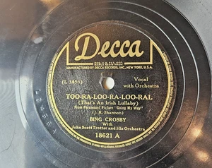 Bing Crosby, 78 rpm, V, Too-Ra-Loo-Ra-Loo-Ral, Decca 18621 - Picture 1 of 3