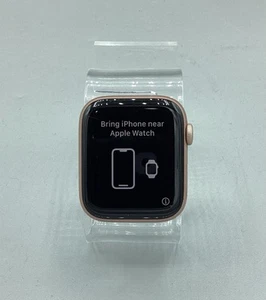 Apple Watch Series 5 40 mm or rose SANS BRACELET A2095 montre seule - Photo 1 sur 6
