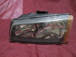 2003-2007 Chevy Silverado/Avalanche Driver Side Headlight lens Assembly 16530937 - Picture 1 of 6