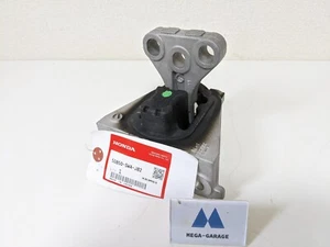 50850-SWA-J82 OEM Genuine Honda Automatic Transmission Mount CR-V A/T 2007-2011 - Picture 1 of 6