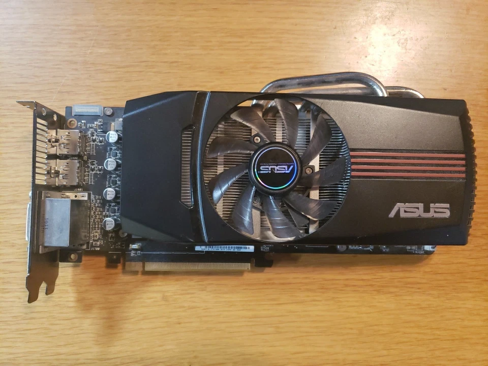 Asus AMD Radeon HD 6870 1GB Graphics Card - Image 1 of 4