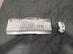ALPHA ELITE GAMING KEYBOARD&MOUSE BLUETOOTH WIRELESS RGB UNICOLOR FROST/WHT - Picture 1 of 5