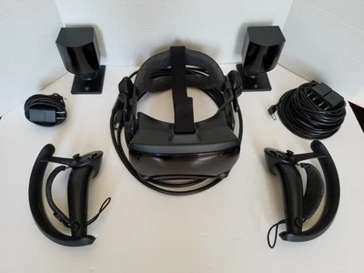 Valve Index PC & Console VR Headset Full Kit - 2.0 Base Stations very good cond. - Image 1 of 4