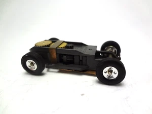 NOS AURORA SLIMLINE OPEN RIVET RED WIRE ARM CHASSIS - NICE - B - Picture 1 of 5