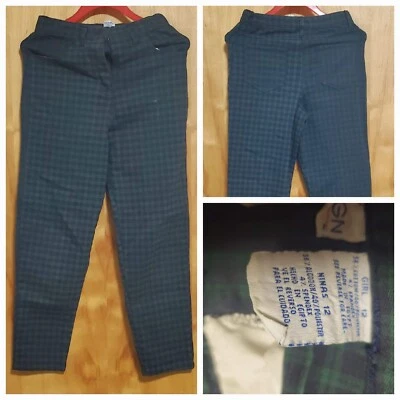 Pantalón verde niña en diseño  Foto 1 de 4