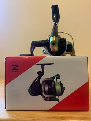 ZEBCO STINGER SPINNING REEL SIZE 20 - Image 1 of 3