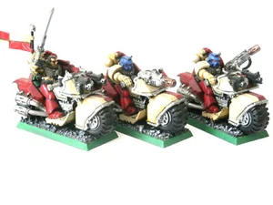 A13 WARHAMMER SPACE MARINES ARMY - BIKE SQUAD PAINTED PLASTIC MODEL - Picture 1 of 3