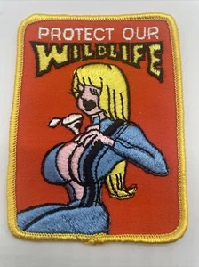 Protect Our Wildlife Vintage Patch Funny Rat Hot Rod Big Boobs Tits 70s NOS - Picture 1 of 3