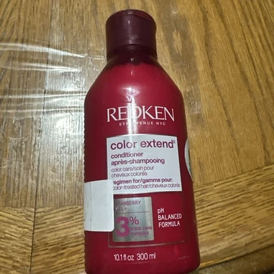 Redken Color Extend Conditioner PH Balanced Formula Cranberry Oil 10.1 oz - Image 1 of 4