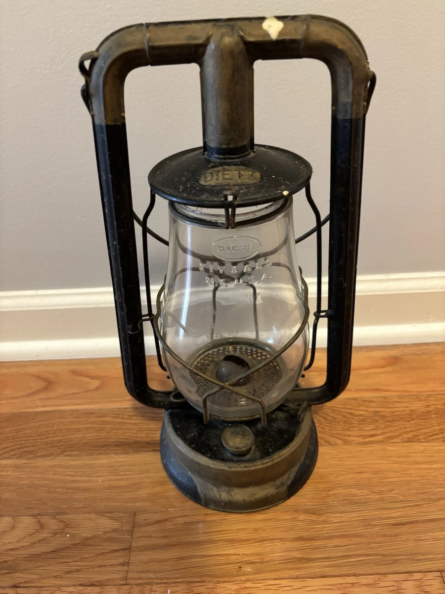 DIETZ モナーク　USA ヴィンテージ Vintage Dietz Monarch Lantern: Red Glass Accent - Etsy