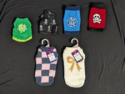 XXS Lot of 6 Dog Sweaters Clothes Outfits - Size XXS - 2 Brand New W/Tags - Image 1 of 2