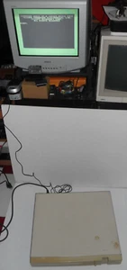 COMMODORE 128D senza tastiera - Foto 1 di 14