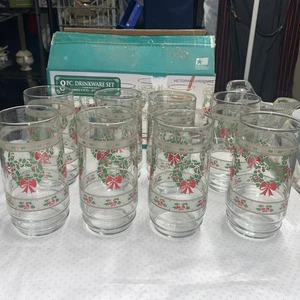8-Victorian Christmas Cooler Glasses Indiana Glass Tumblers Holly & Wreaths - Picture 1 of 9