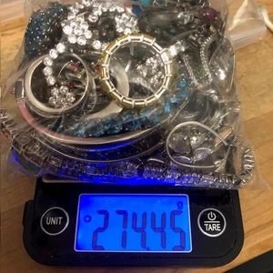 8845 Rottami Sterling 925 non testati marcati con pietre 273 grammi topazio turchese altro - Foto 1 di 2