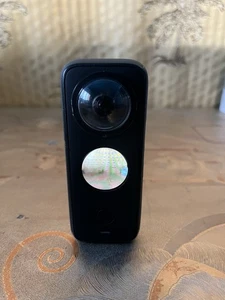 Insta360 X2 360 Action Camera Waterproof, 1/2" 48MP Sensors, 5.7K Ultra HD - Picture 1 of 5