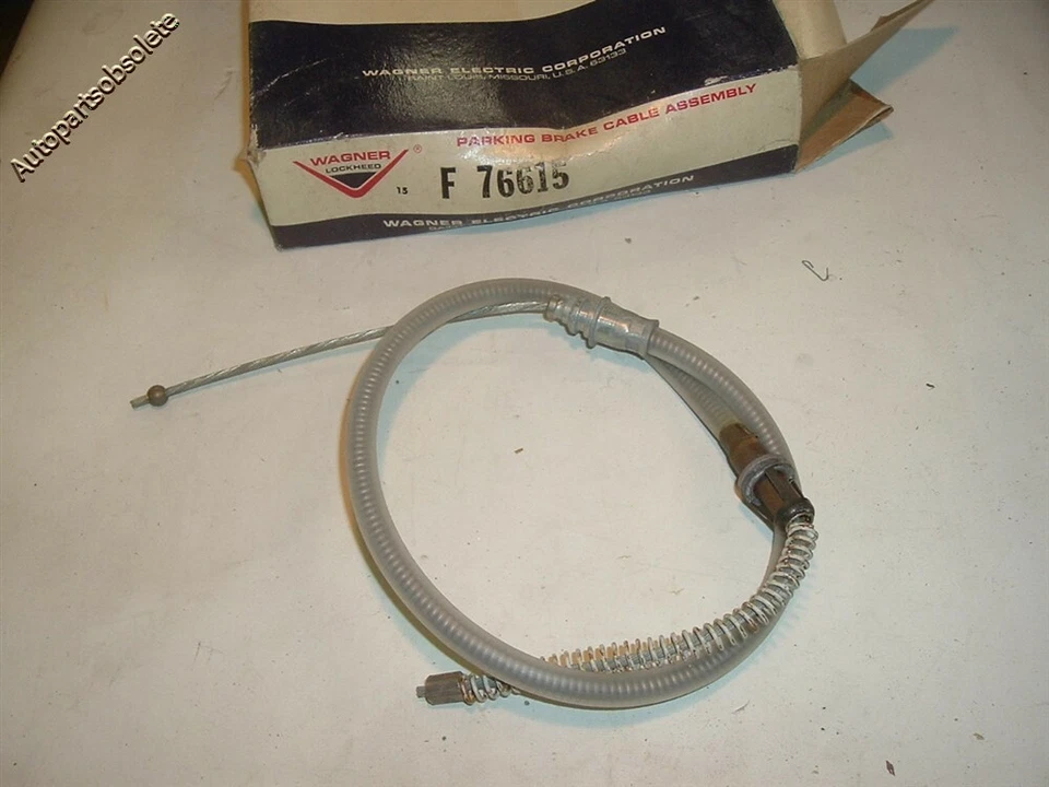 Dodge Challenger 1971 cable de freno de estacionamiento trasero hecho en Estados Unidos Foto 1 de 1