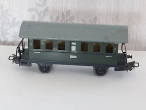MARKLIN NUMBER 2 PASSENGER COACH - Picture 1 of 10