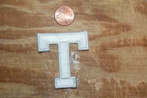 Parche de béisbol blanco de 2" ""T"" de los Texas Rangers - Imagen 1 de 1