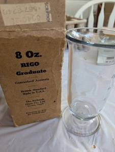 Rigo Vintage graduiert Apotheker geätzt Messbecher 8 Unzen Hergestellt in den USA & Box - Bild 1 von 14