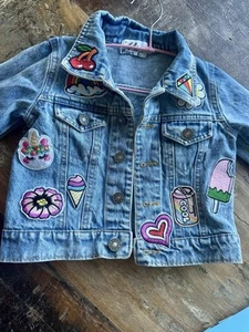 Lola + the Boys The Patch Denim Jacket Size 6 - Picture 1 of 4