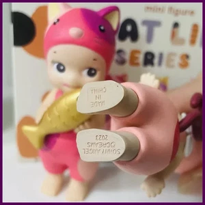 Sonny Angel Blind Box Alta Qualità Cat Life Serise Mini Cat Action Figure Giocattoli - Foto 1 di 24